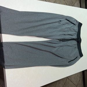 Mens, medium grey sweatpants